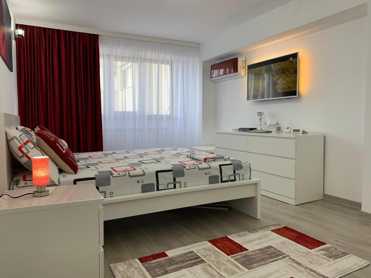 Galaţi Mery Apartment מראה חיצוני תמונה