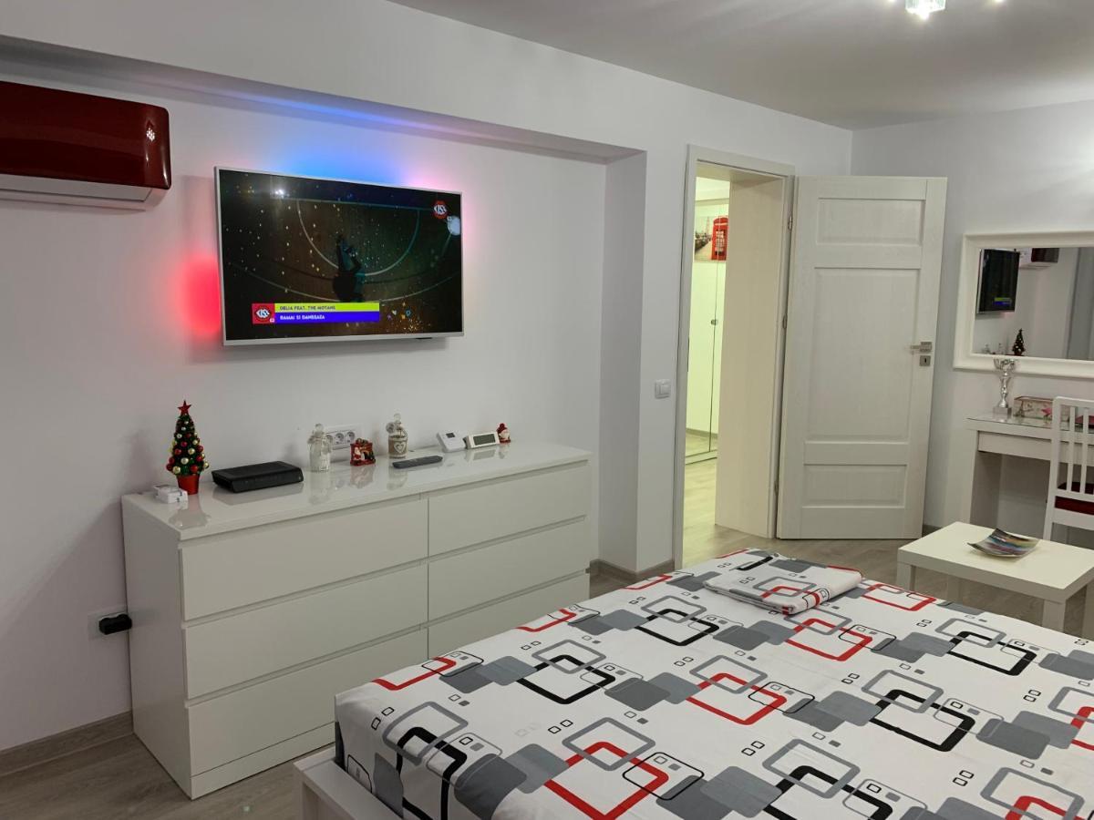 Galaţi Mery Apartment מראה חיצוני תמונה