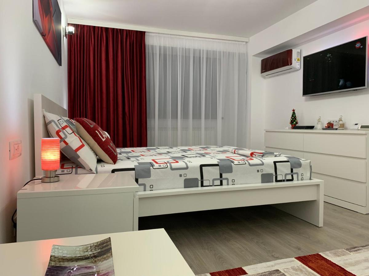 Galaţi Mery Apartment מראה חיצוני תמונה