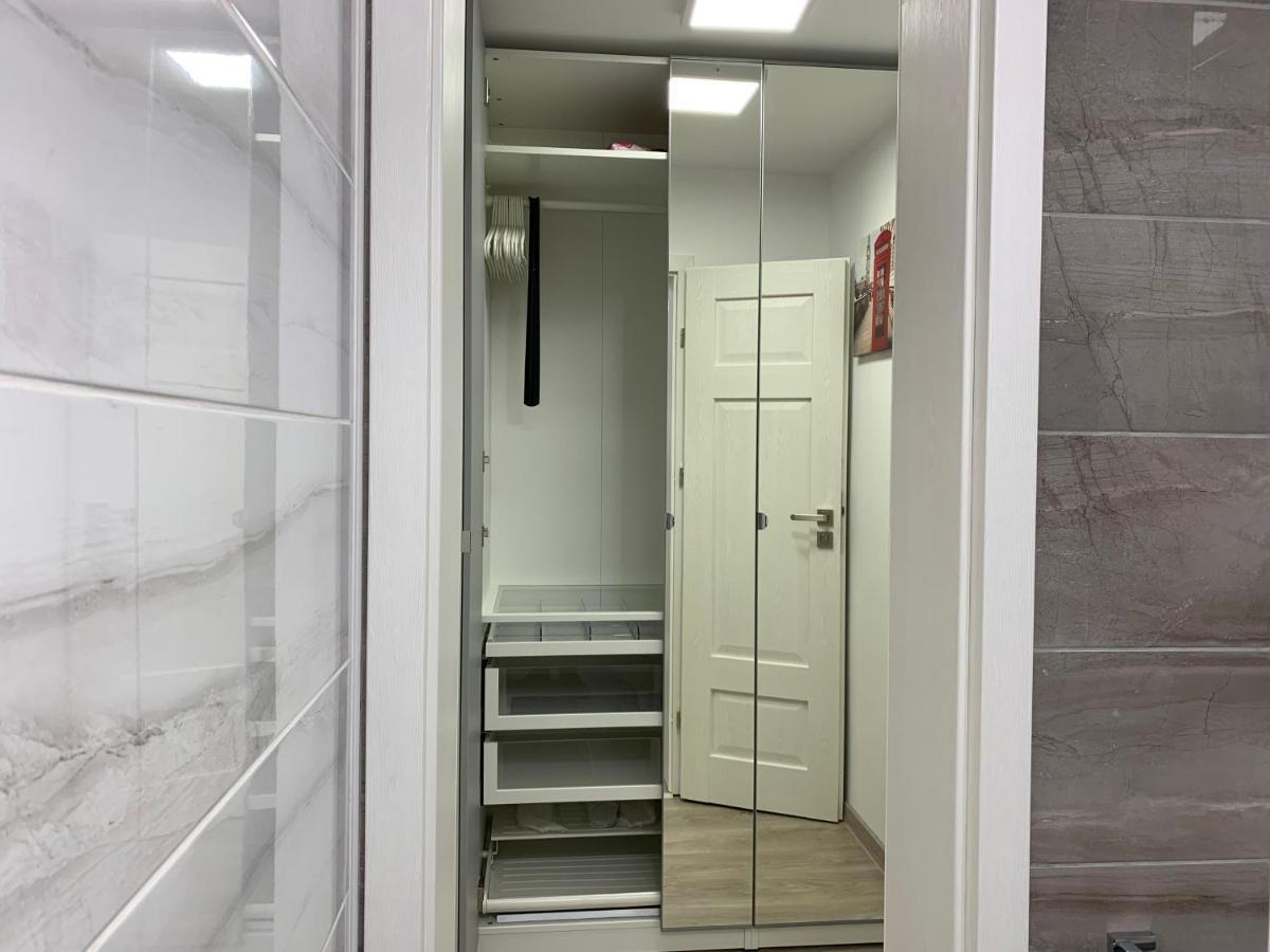 Galaţi Mery Apartment מראה חיצוני תמונה