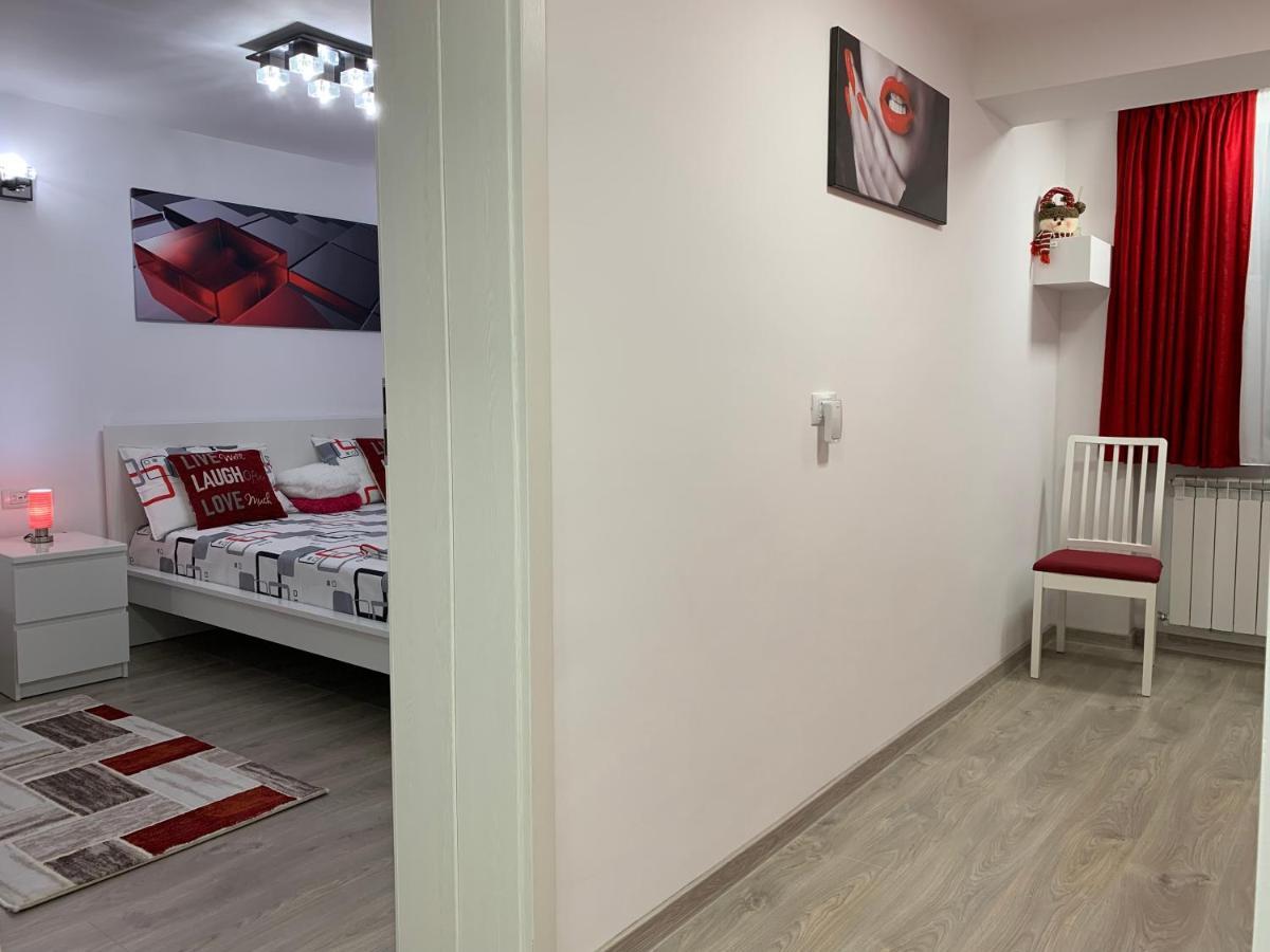 Galaţi Mery Apartment מראה חיצוני תמונה