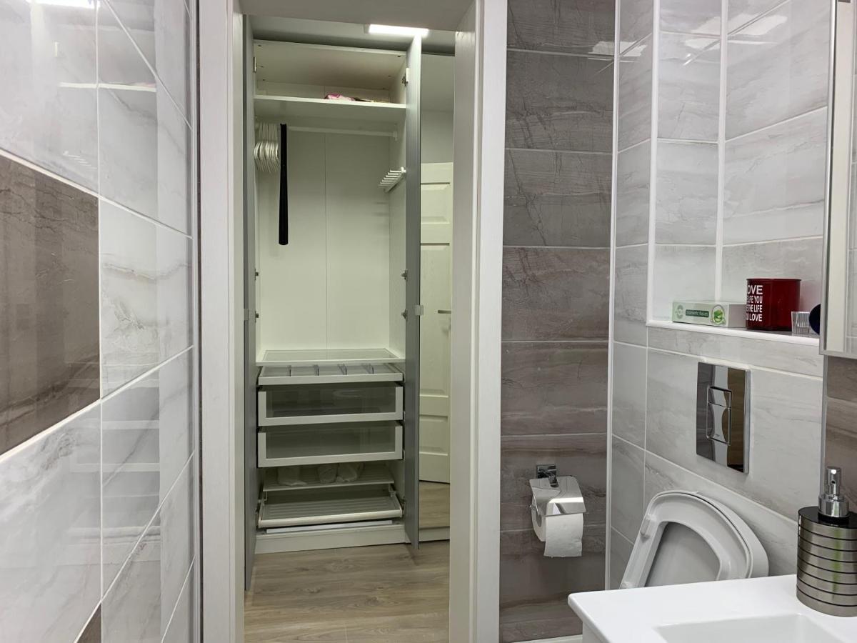 Galaţi Mery Apartment מראה חיצוני תמונה
