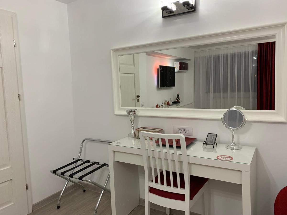 Galaţi Mery Apartment מראה חיצוני תמונה