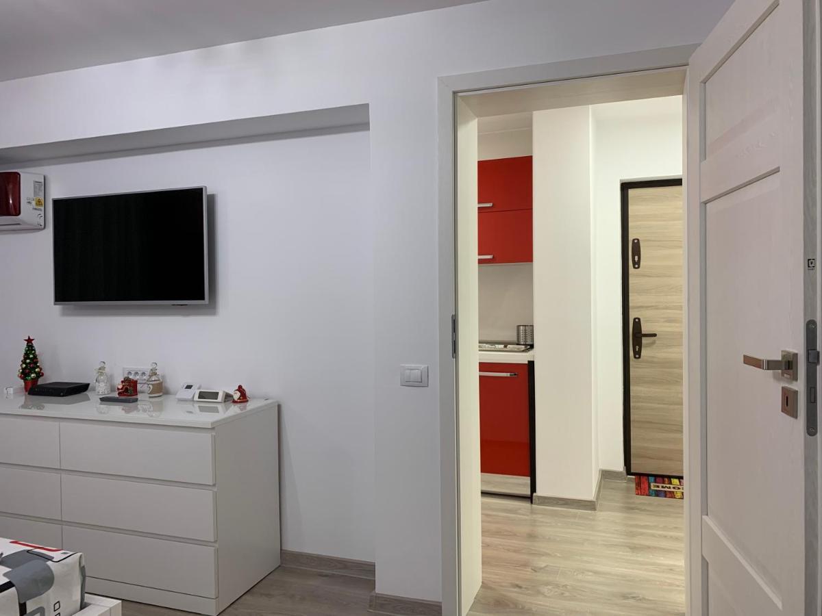 Galaţi Mery Apartment מראה חיצוני תמונה