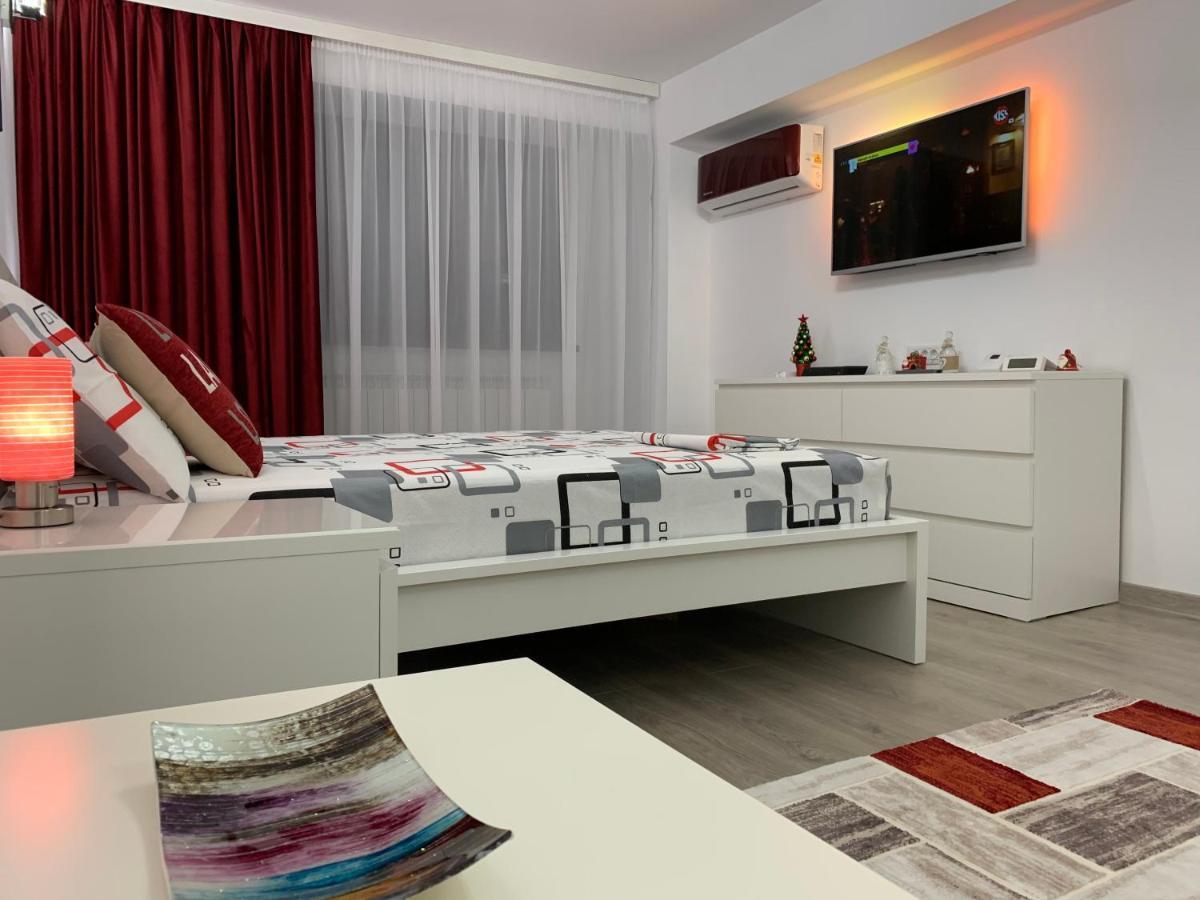 Galaţi Mery Apartment מראה חיצוני תמונה