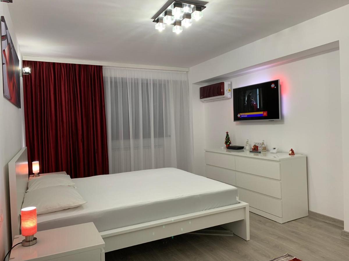 Galaţi Mery Apartment מראה חיצוני תמונה