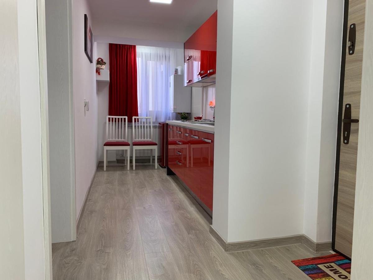 Galaţi Mery Apartment מראה חיצוני תמונה