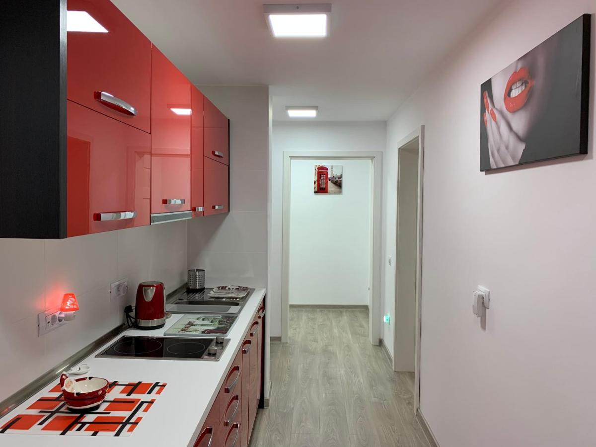 Galaţi Mery Apartment מראה חיצוני תמונה