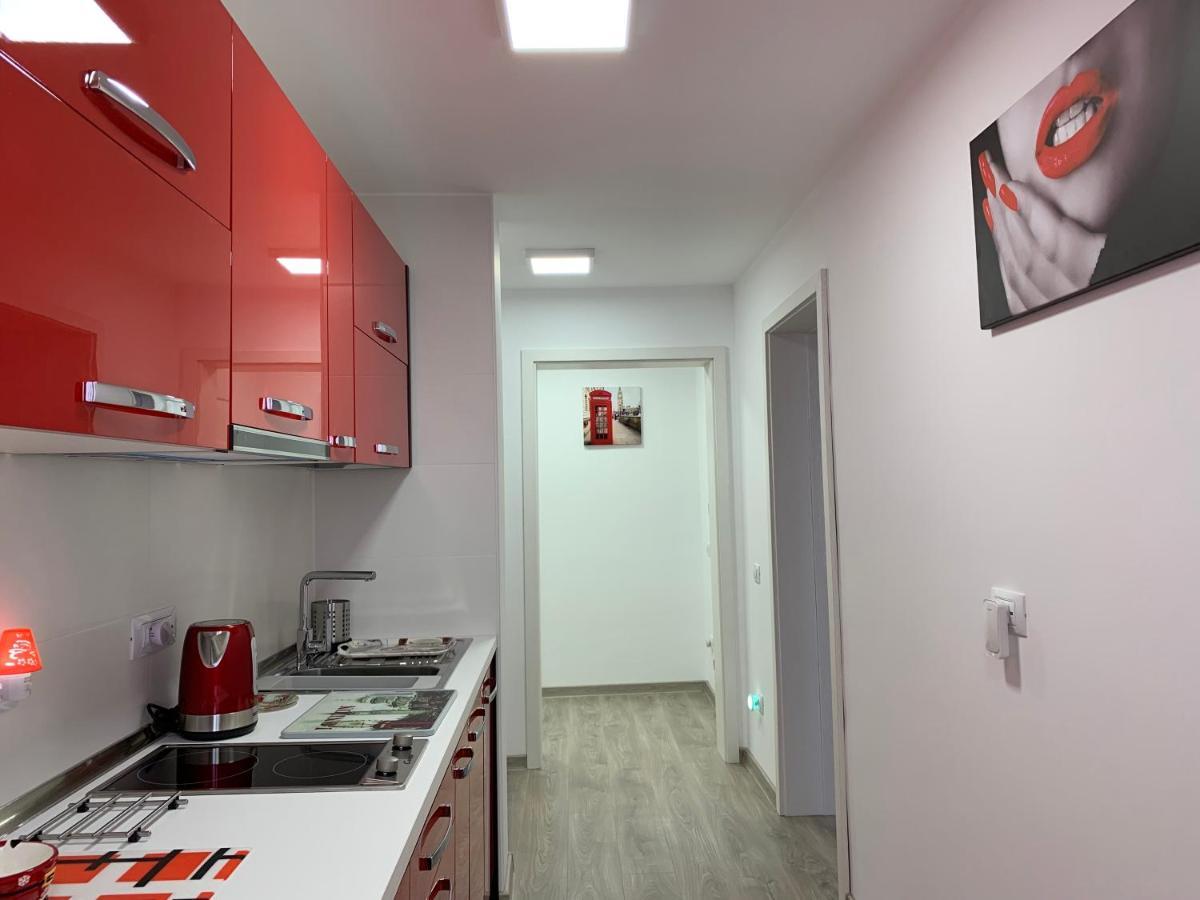 Galaţi Mery Apartment מראה חיצוני תמונה