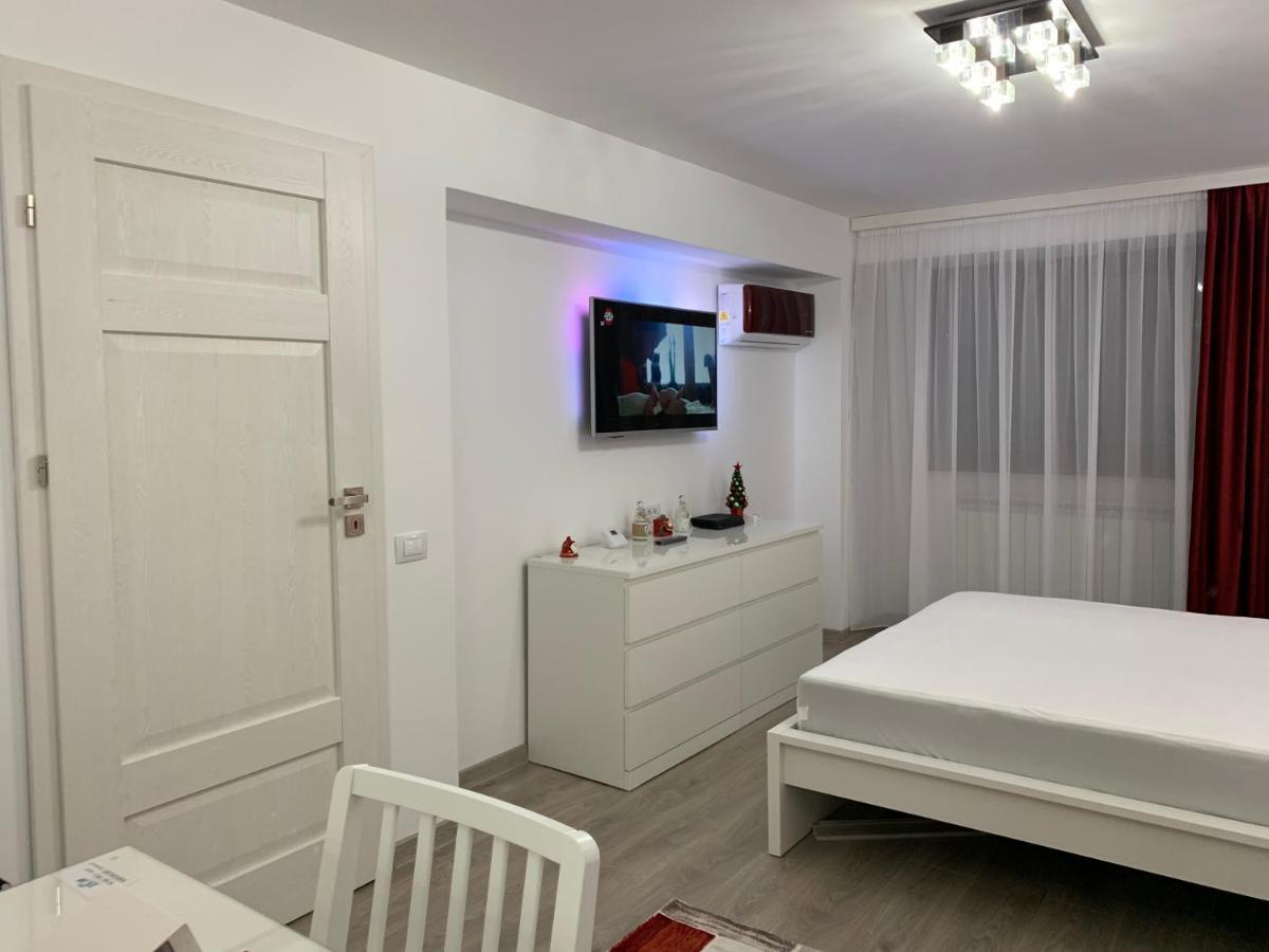 Galaţi Mery Apartment מראה חיצוני תמונה