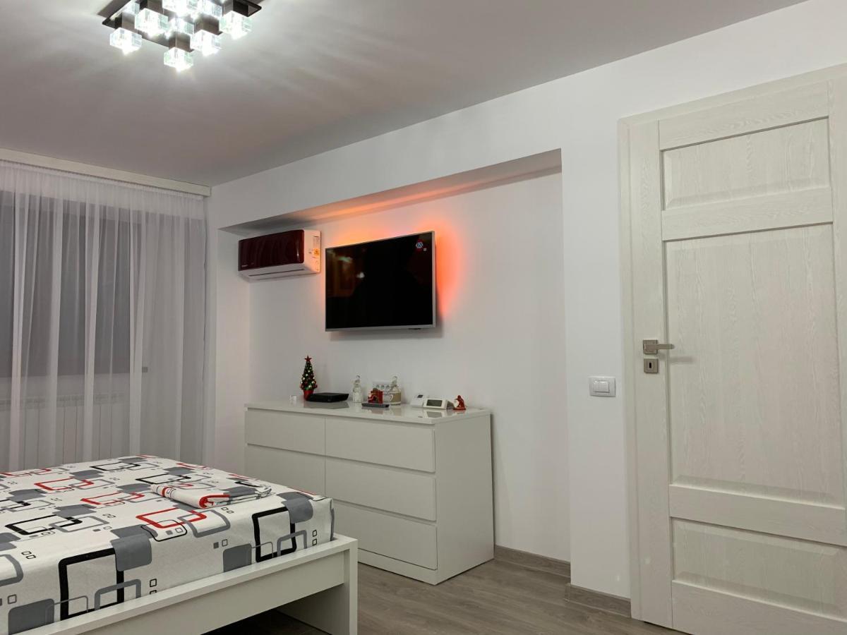 Galaţi Mery Apartment מראה חיצוני תמונה