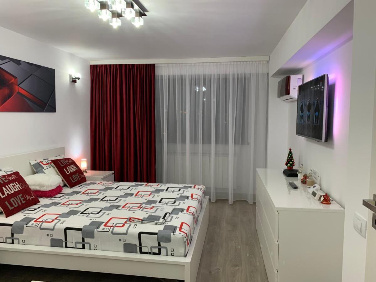 Galaţi Mery Apartment מראה חיצוני תמונה