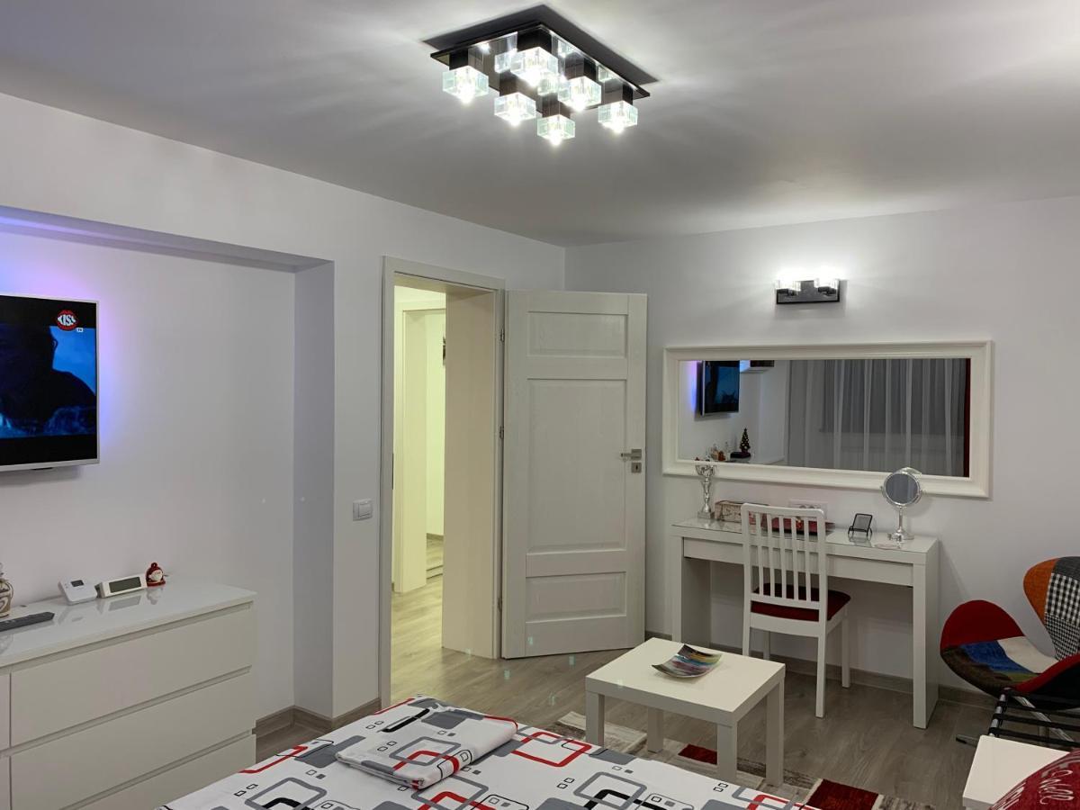 Galaţi Mery Apartment מראה חיצוני תמונה