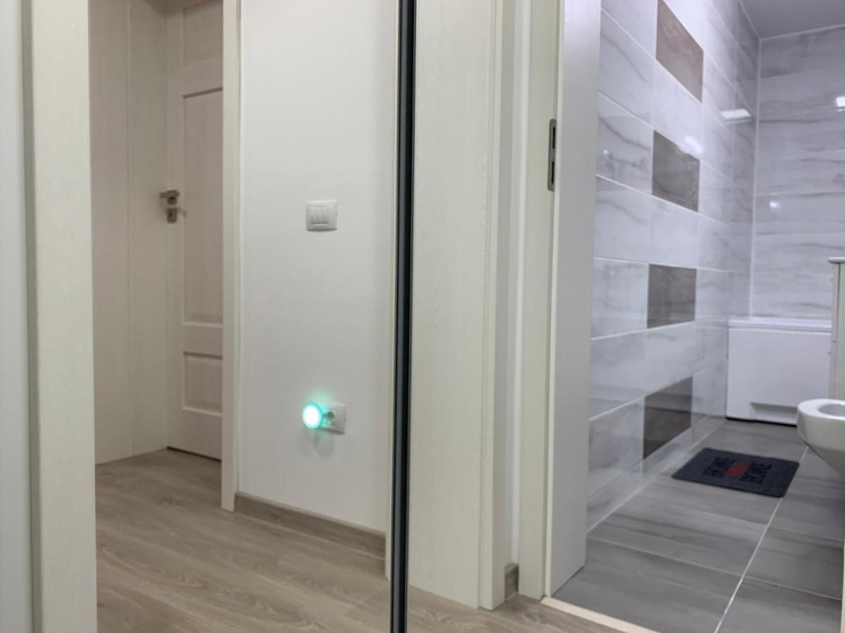 Galaţi Mery Apartment מראה חיצוני תמונה