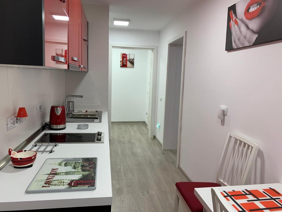 Galaţi Mery Apartment מראה חיצוני תמונה