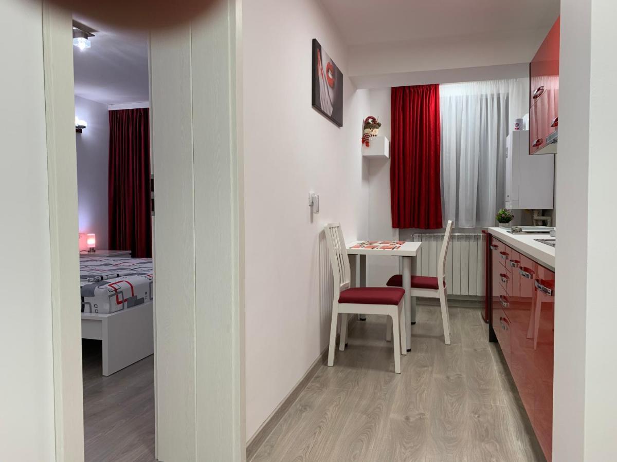 Galaţi Mery Apartment מראה חיצוני תמונה